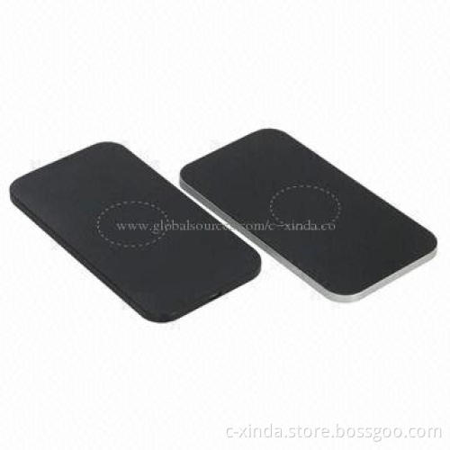 QI Wireless Chargers with DC 5V1.5A Input, Transmission Distance of 5-8mm, Three Colors for Choice